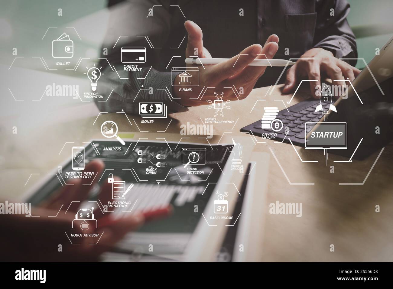 Organigramme de technologie financière et crypto-monnaie de minage de revenu de base avec diagramme virtuel UNICORN crypto-monnaie de démarrage de blockchain. Équipe commerciale Banque D'Images