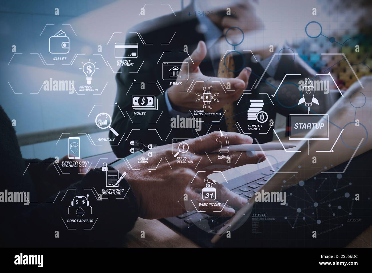 Organigramme de technologie financière et crypto-monnaie de minage de revenu de base avec diagramme virtuel UNICORN crypto-monnaie de démarrage de blockchain. Équipe commerciale Banque D'Images