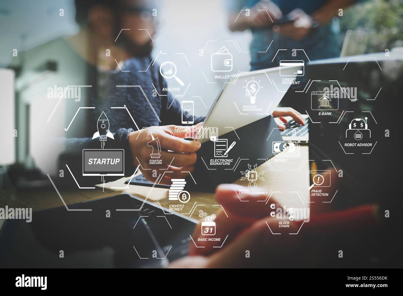 Organigramme de technologie financière et crypto-monnaie de minage de revenu de base avec diagramme virtuel UNICORN crypto-monnaie de démarrage de blockchain. Démarrage Banque D'Images