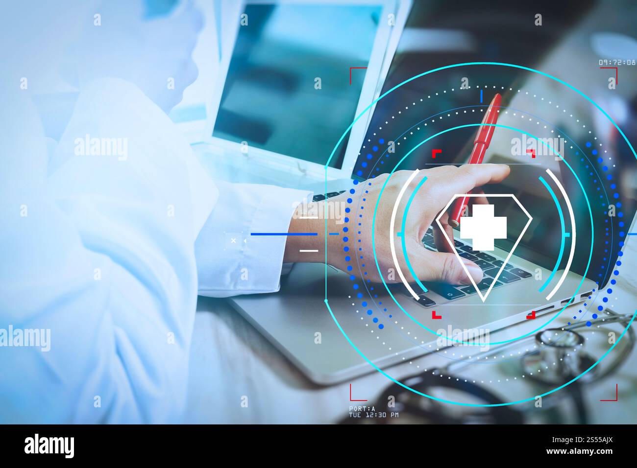 Soins de santé et services médicaux avec diagramme AR circulaire. Soins de santé et services médicaux avec diagramme AR circulaire. Docteur travaillant avec le numérique Banque D'Images