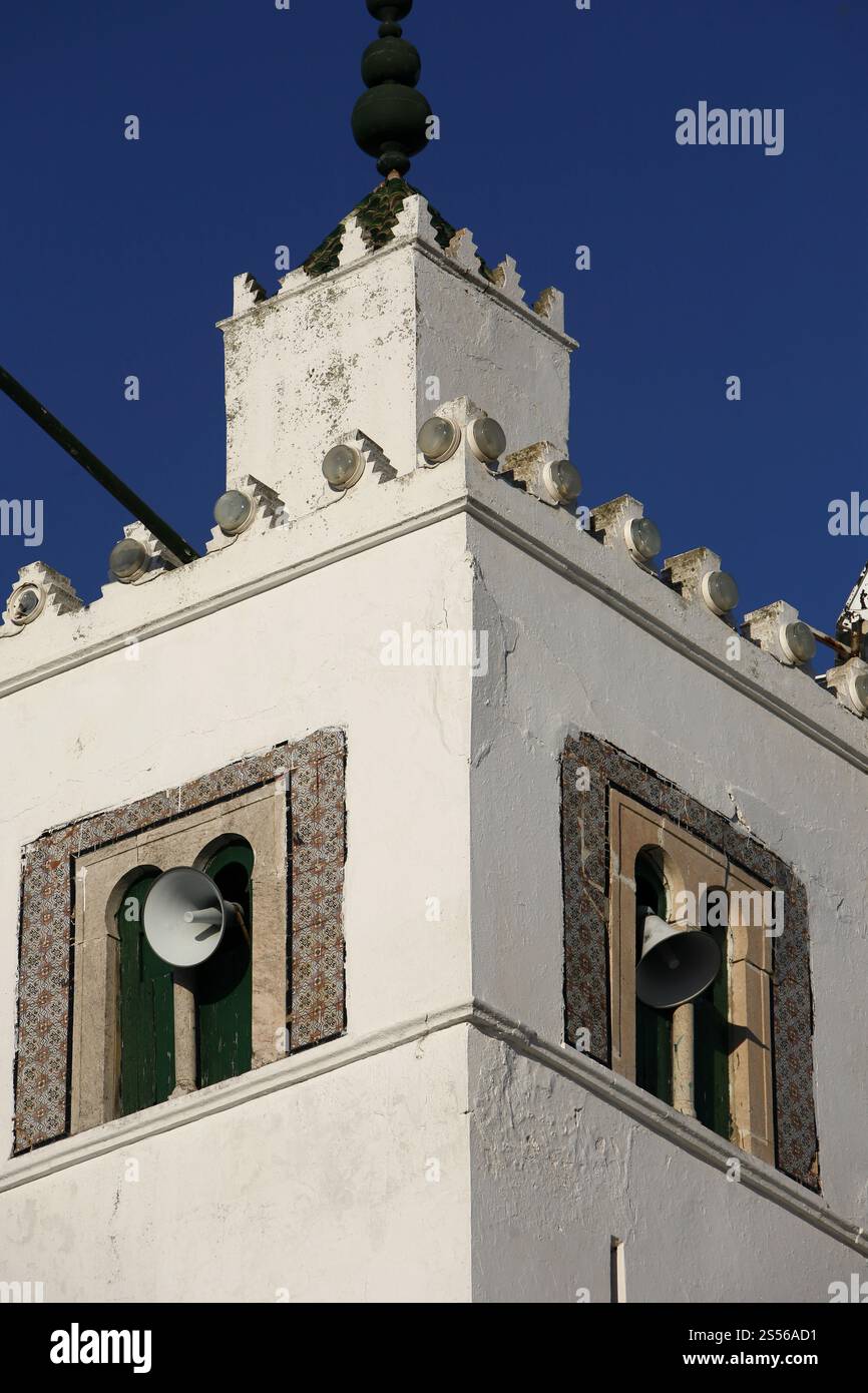 La mosquée de Sidi Bou Said dans la vieille ville de Sidi Bou Said près de la ville de Tunis dans le nord de la Tunisie en Afrique du Nord, Tunisie, Sidi Bou Said, Banque D'Images