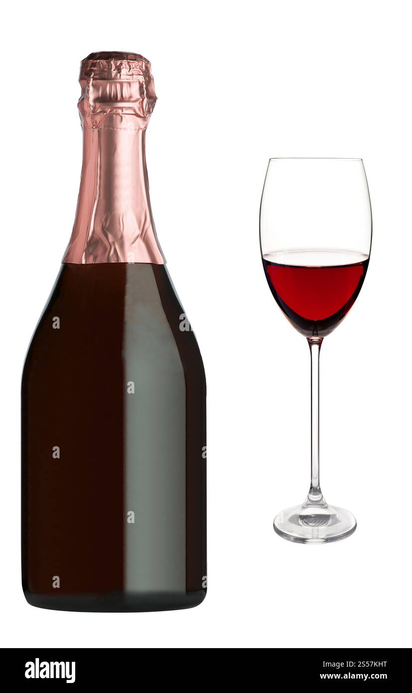 Bouteille de champagne et verre de champagne isolé sur fond blanc. Bouteille de champagne Banque D'Images