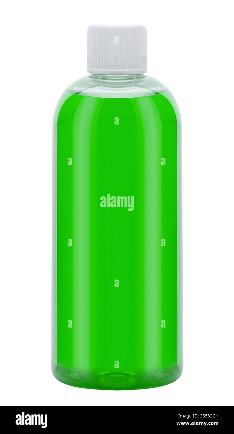 Bouteille en plastique avec liquide de lavage isolé sur fond blanc. Bouteille en plastique avec liquide de lavage, isolé sur blanc Banque D'Images