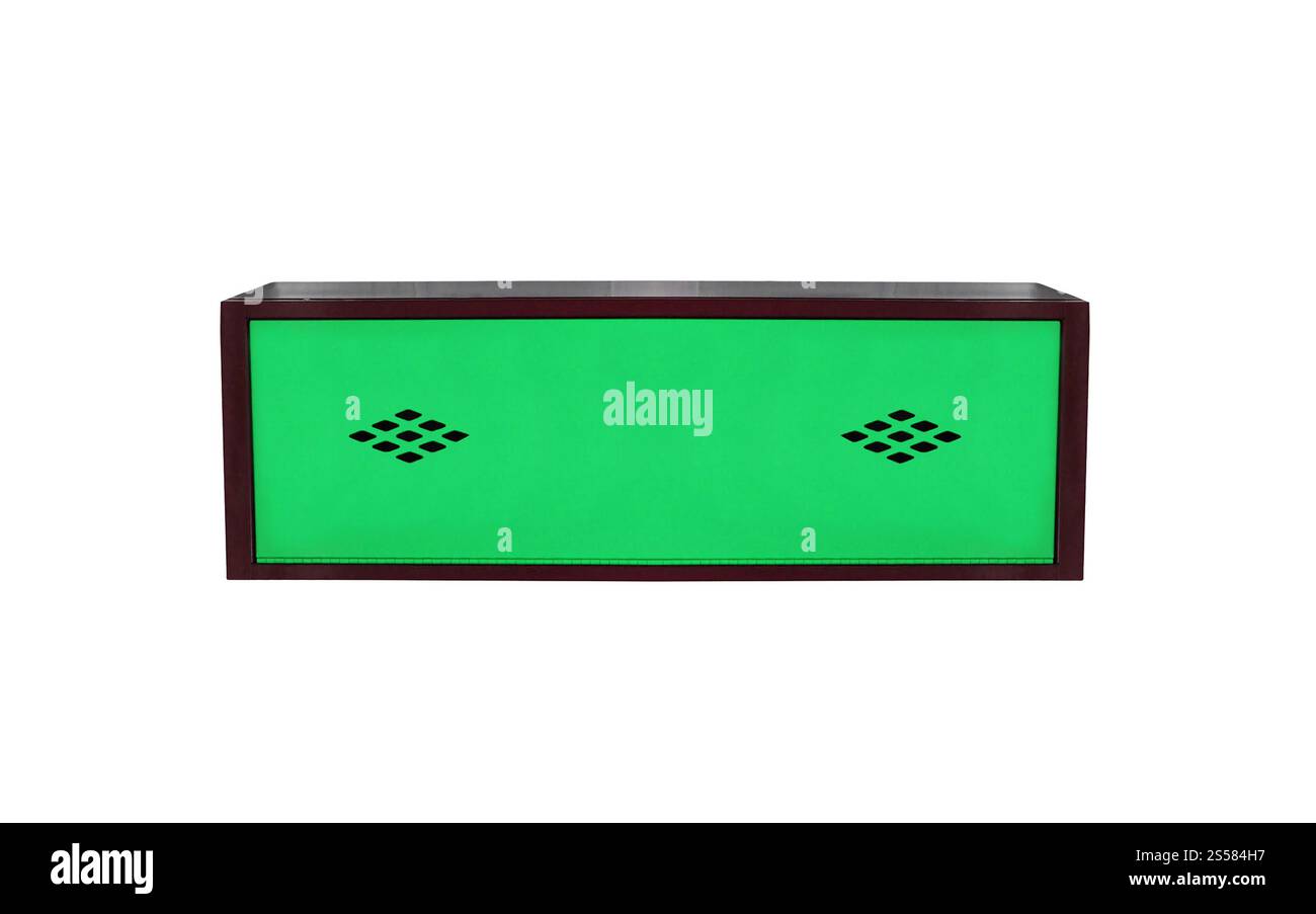 Casier en métal fermé isolé sur fond blanc Banque D'Images