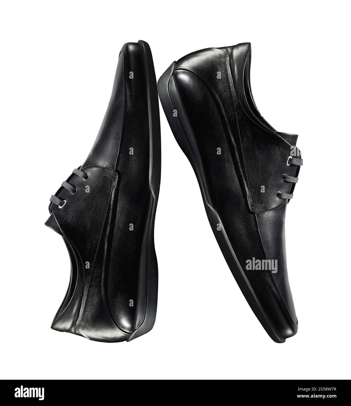 Les hommes noirs chaussures isolées. Les chaussures Mans noires Banque D'Images