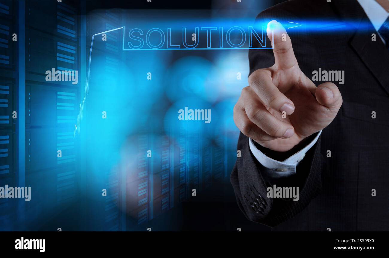 Solution d'affaires part en poussant le graphique sur une interface d'écran tactile Banque D'Images