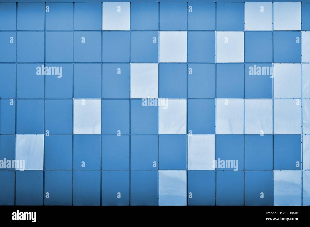 La texture du mur métallique, encadrée sous la forme de carrés colorés de deux couleurs. Conception murale moderne pour l'extérieur du résidentiel et du bureau Banque D'Images