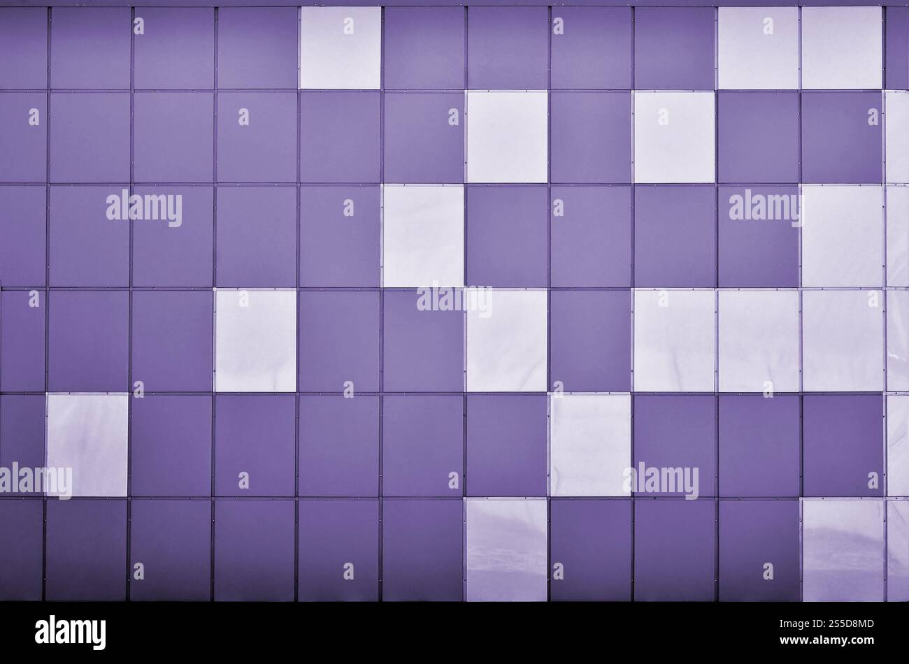 La texture du mur métallique, encadrée sous la forme de carrés colorés de deux couleurs. Conception murale moderne pour l'extérieur du résidentiel et du bureau Banque D'Images