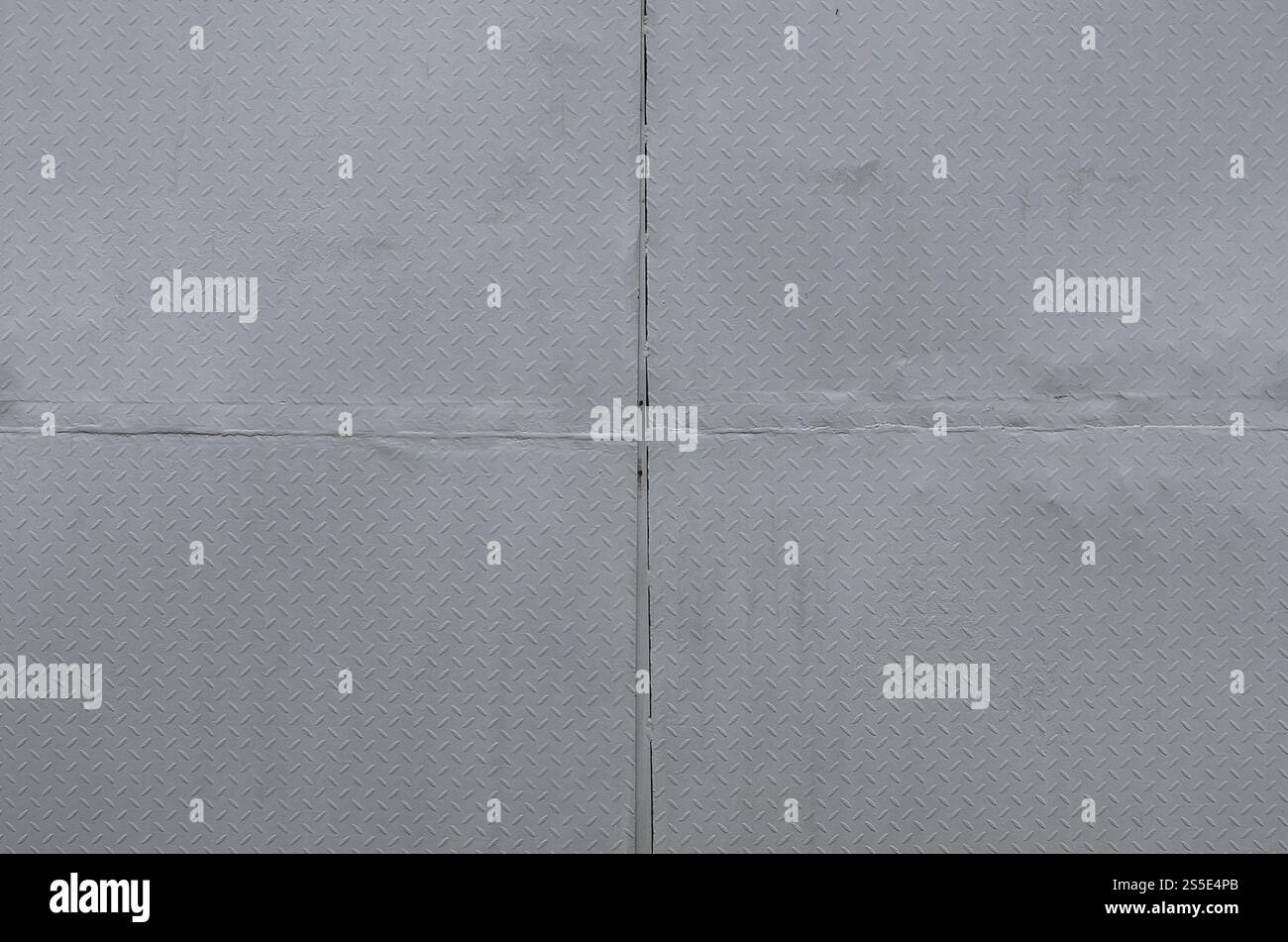 Liste sombre en aluminium avec des formes de losange. Son argent avec des formes de losange pour le travail d'art design, produit de toile de fond. Banque D'Images