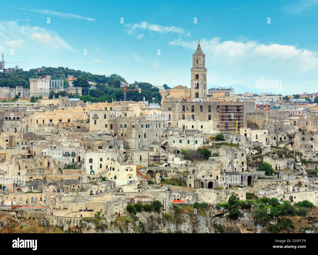 Ancienne vieille ville de Matera (Sassi di Matera), Basilicate, Italie du sud. Caves préhistoriques, capitale européenne de la culture Banque D'Images