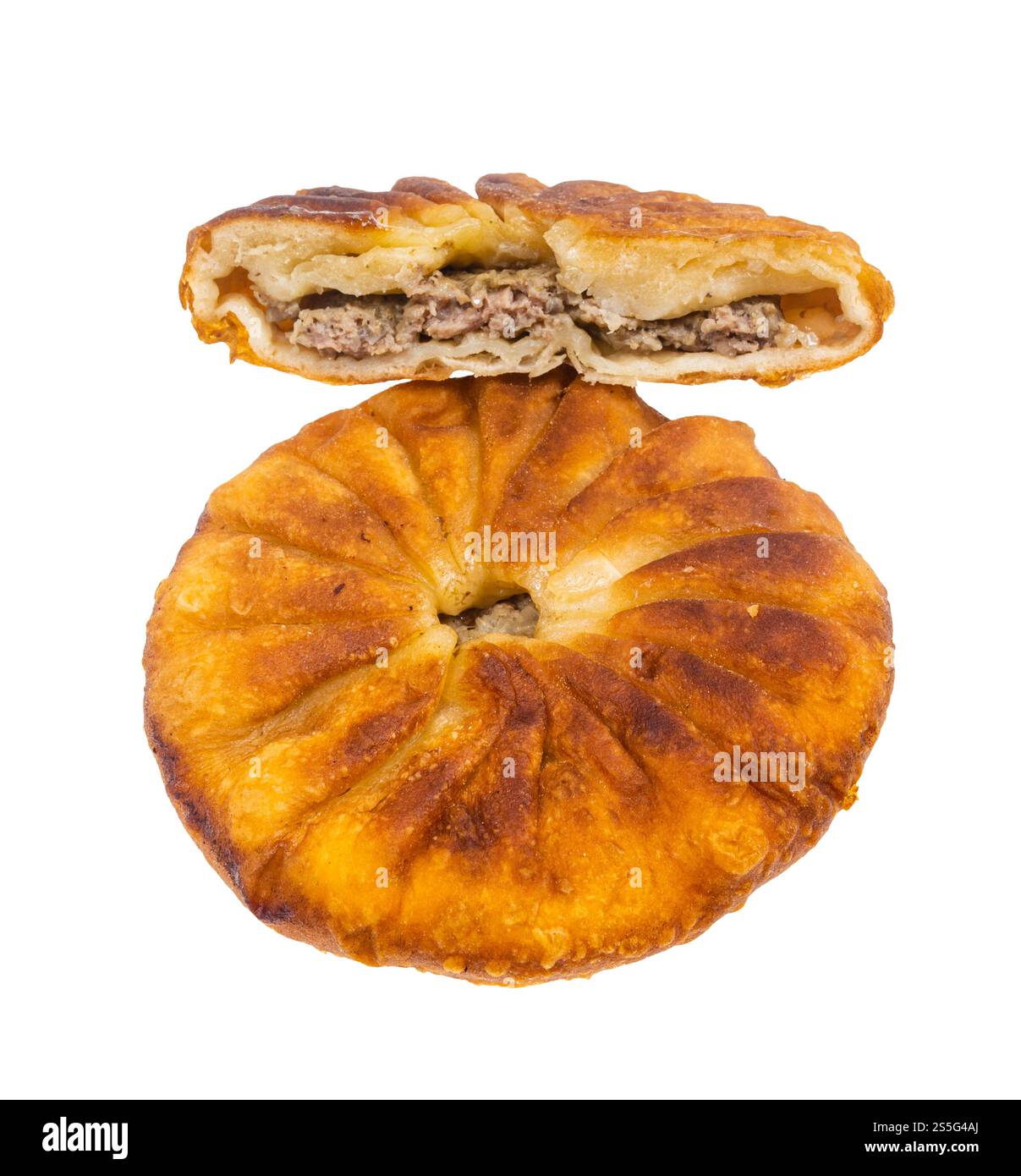 Tatar cuisine - un et demi Peremech (pâtisserie frite farcie de viande hachée) isolé sur fond blanc Banque D'Images