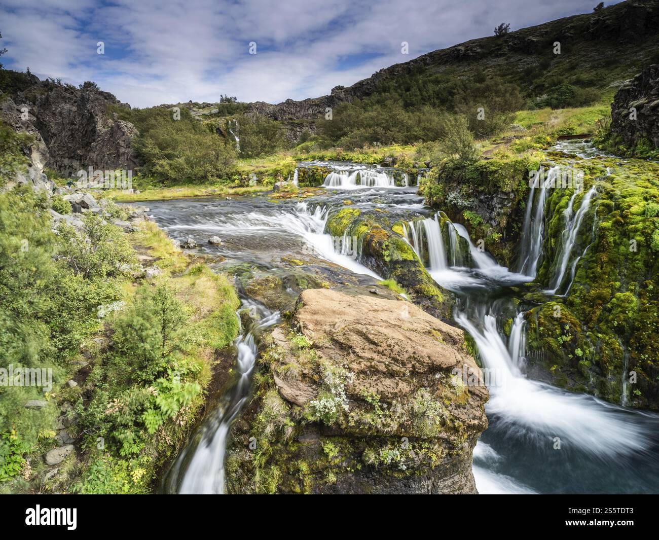 Cascades dans la vallée de Gjain, Islande du Sud, Islande, Europe Banque D'Images