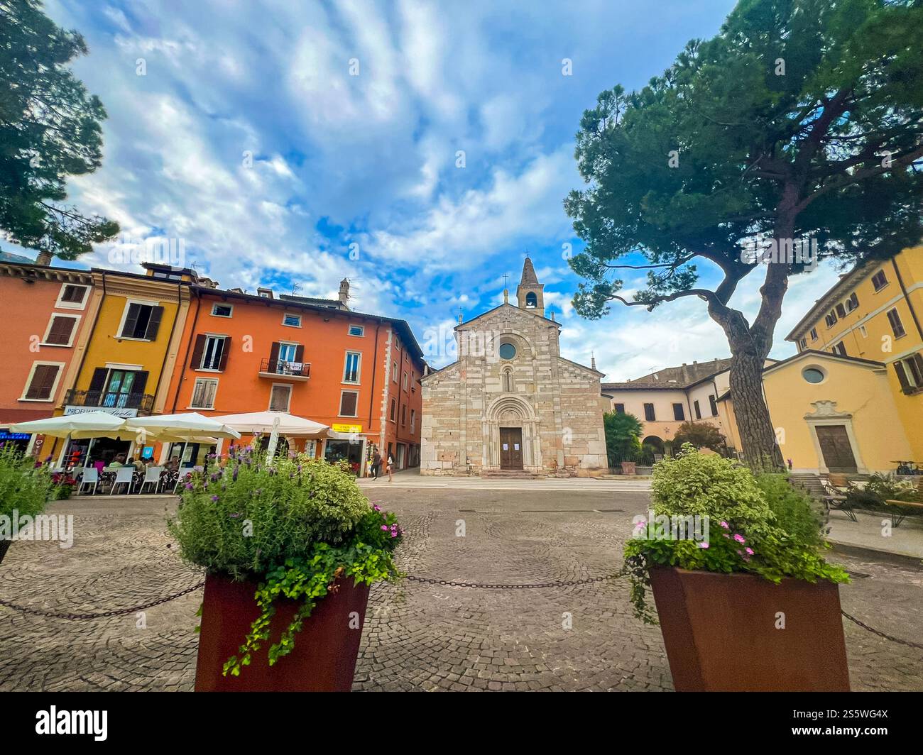 Romane Chiesa di Sant Andrea Apostolo, Basilique de Sant Andrea, Italie Banque D'Images