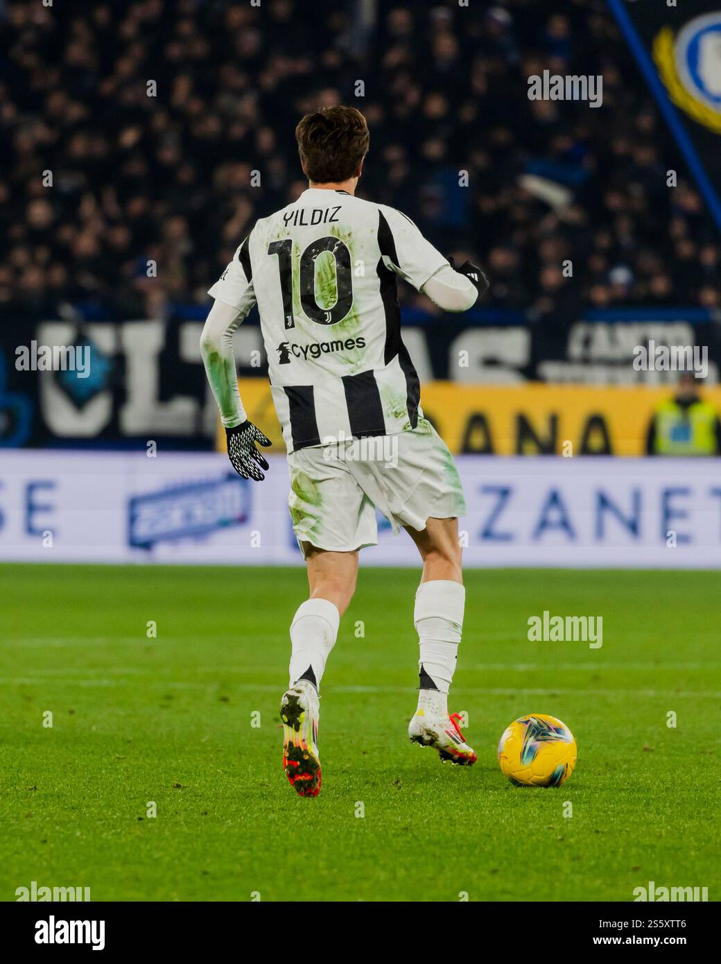 Kenan Yildiz en action lors du match de Serie A entre Atalanta et Juventus le 14 janvier 2025 au Gewiss Stadium de Bergame, en Italie Banque D'Images