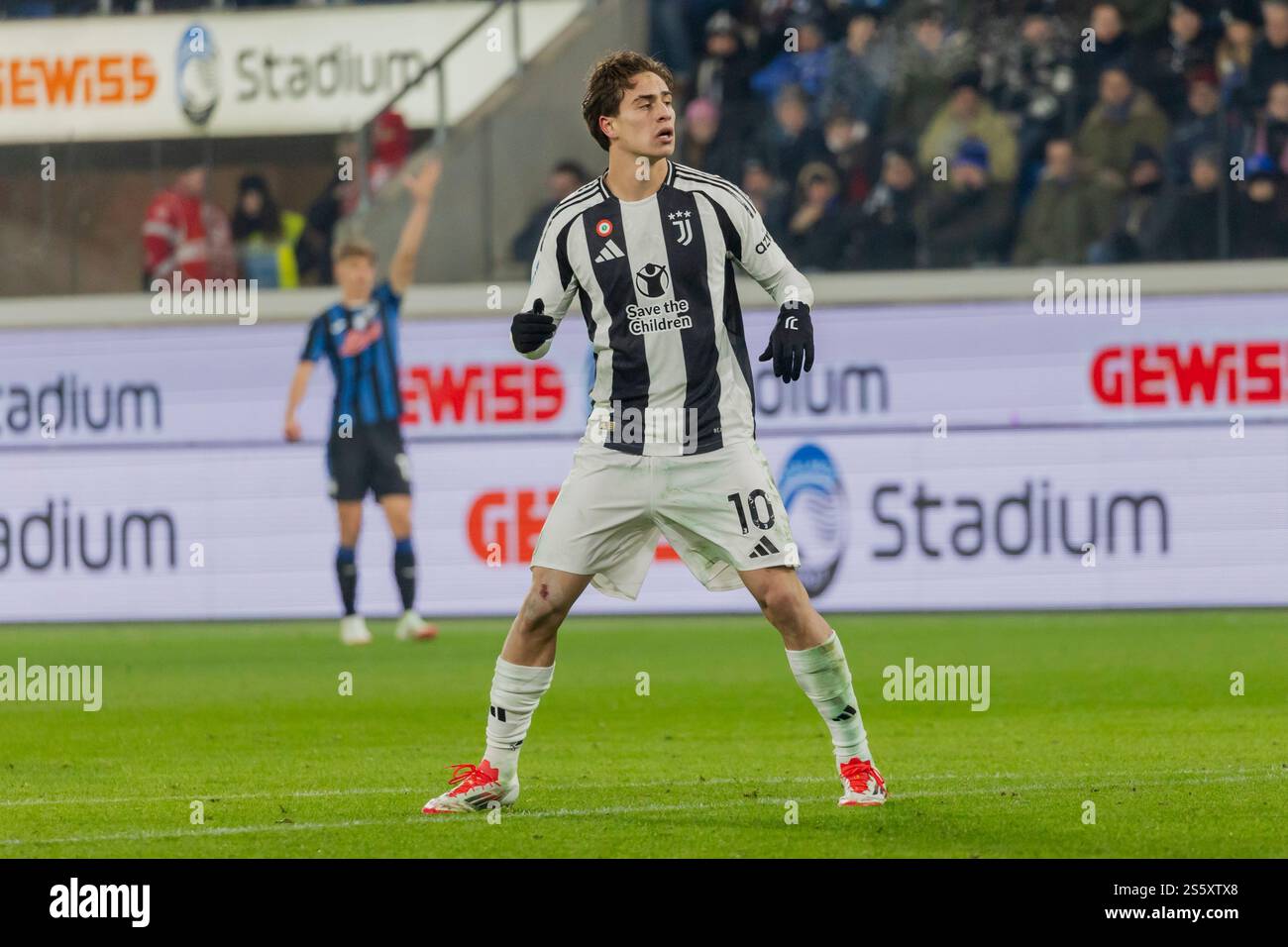 Kenan Yildiz en action lors du match de Serie A entre Atalanta et Juventus le 14 janvier 2025 au Gewiss Stadium de Bergame, en Italie Banque D'Images