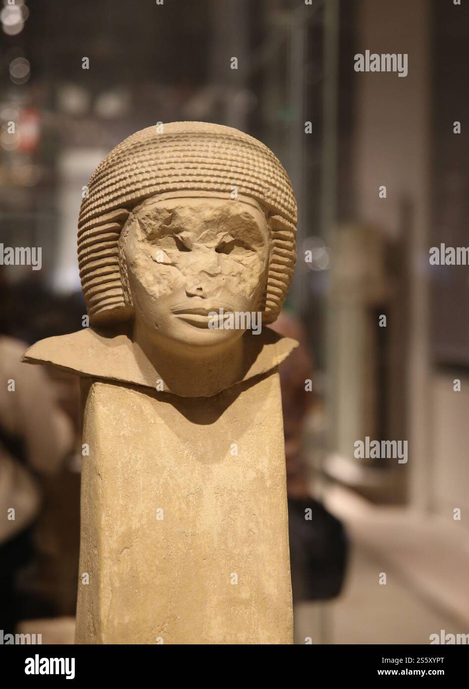Statue incomplète de Iteti.Limestone. Ancien Royaume, 4e dynastie (2543-2435 av. J.-C.). Gizeh, Eartern Cementery. Mastaba d'Iteti )G 7391). Égypte. La Muse égyptienne Banque D'Images