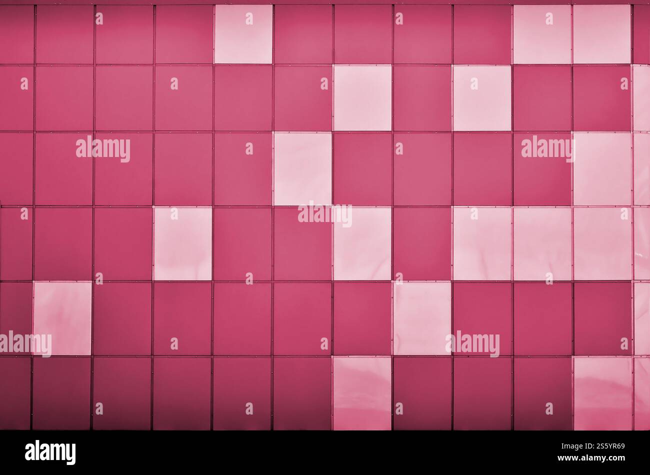 La texture de la paroi métallique, encadrée sous forme de carrés ed. Design mural moderne pour l'extérieur des bâtiments résidentiels et de bureau. Image teintée Banque D'Images