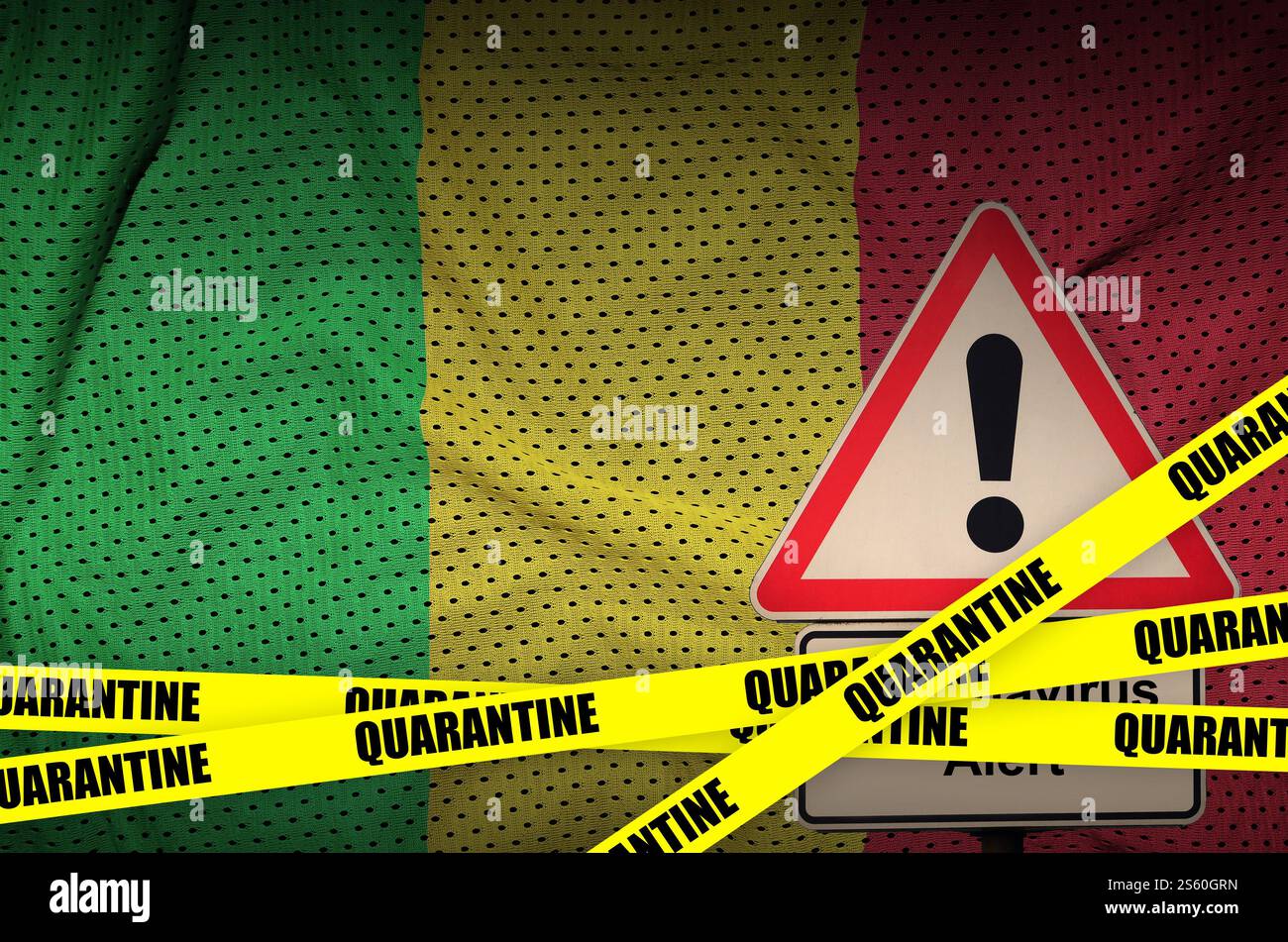 Drapeau du Mali et ruban jaune de quarantaine COVID-19. Concept de coronavirus ou virus 2019-nCoV. Drapeau du Mali et ruban jaune de quarantaine COVID-19. Coronavirus ou Banque D'Images
