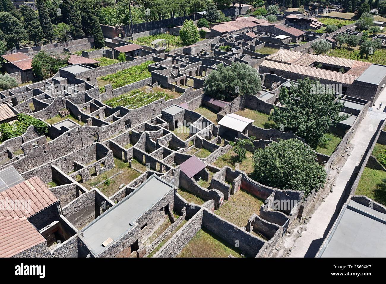 Routes et rues romaines dans le site historique du patrimoine mondial de Pompéi, Italie Banque D'Images