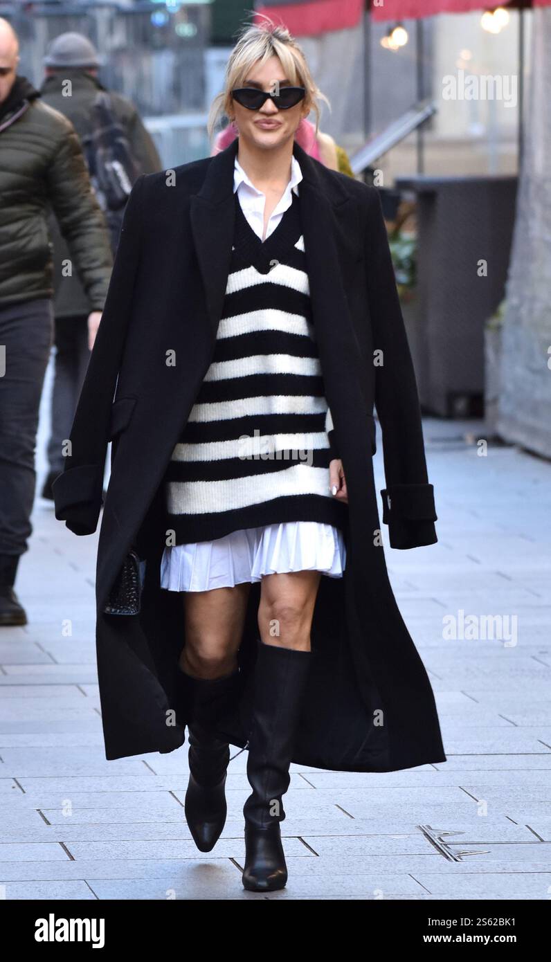 Ashley Roberts aux Global Radio Studios à Londres, Angleterre, Royaume-Uni. Mercredi 2 novembre 2022 Banque D'Images