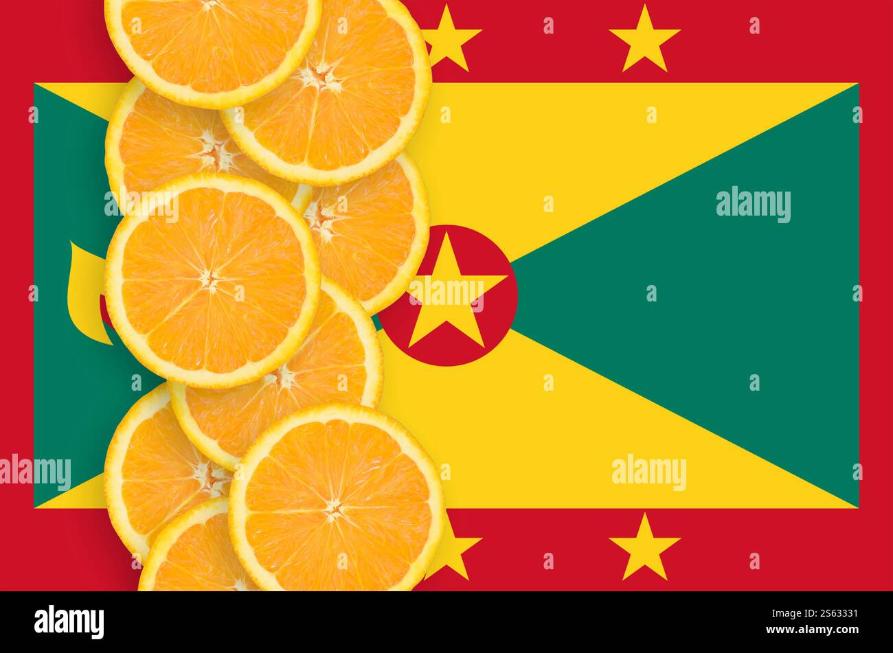 Drapeau de Grenade et rangée verticale de tranches d'agrumes orange. Concept de culture ainsi que d'importation et d'exportation d'agrumes. Drapeau de la Grenade et Banque D'Images
