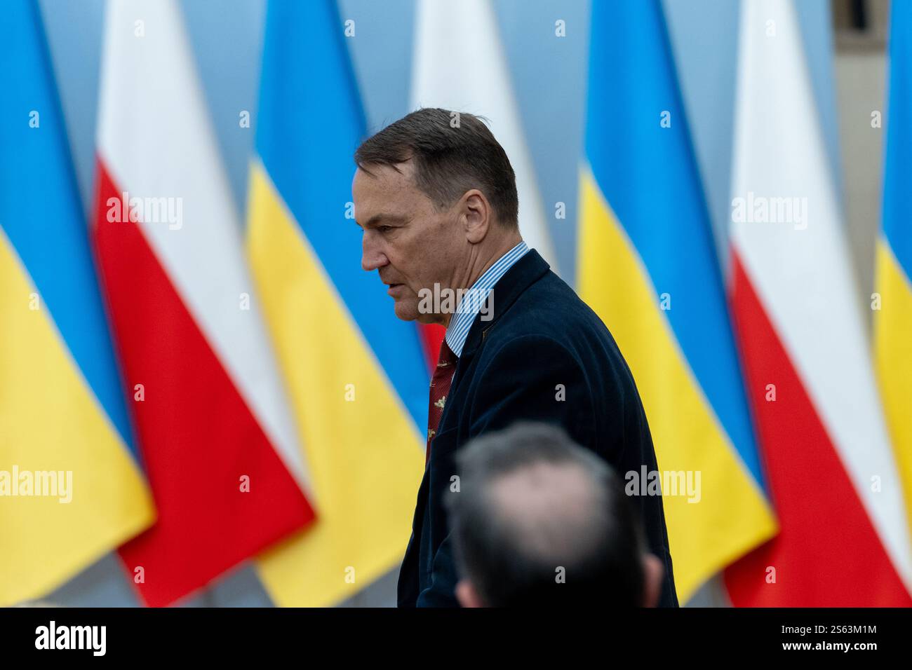 Varsovie, Pologne. 15 janvier 2025. Radoslaw Sikorski vu lors d'une conférence de presse. Une conférence de presse a eu lieu à Varsovie avec le premier ministre polonais Donald Tusk et le président ukrainien Volodymyr Zelenskyy. Les principaux sujets abordés comprenaient la guerre en Ukraine, le soutien militaire par la livraison d’armes, les nouvelles sanctions contre la Russie, les perspectives historiques et les efforts visant à affaiblir la domination énergétique russe. Crédit : SOPA images Limited/Alamy Live News Banque D'Images