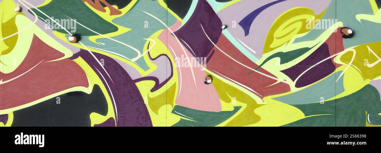 Fond coloré de graffiti peinture d'art avec des bandes d'aérosol brillantes sur le mur en métal. Pièce d'art de rue Old School faite avec de la peinture en aérosol Banque D'Images