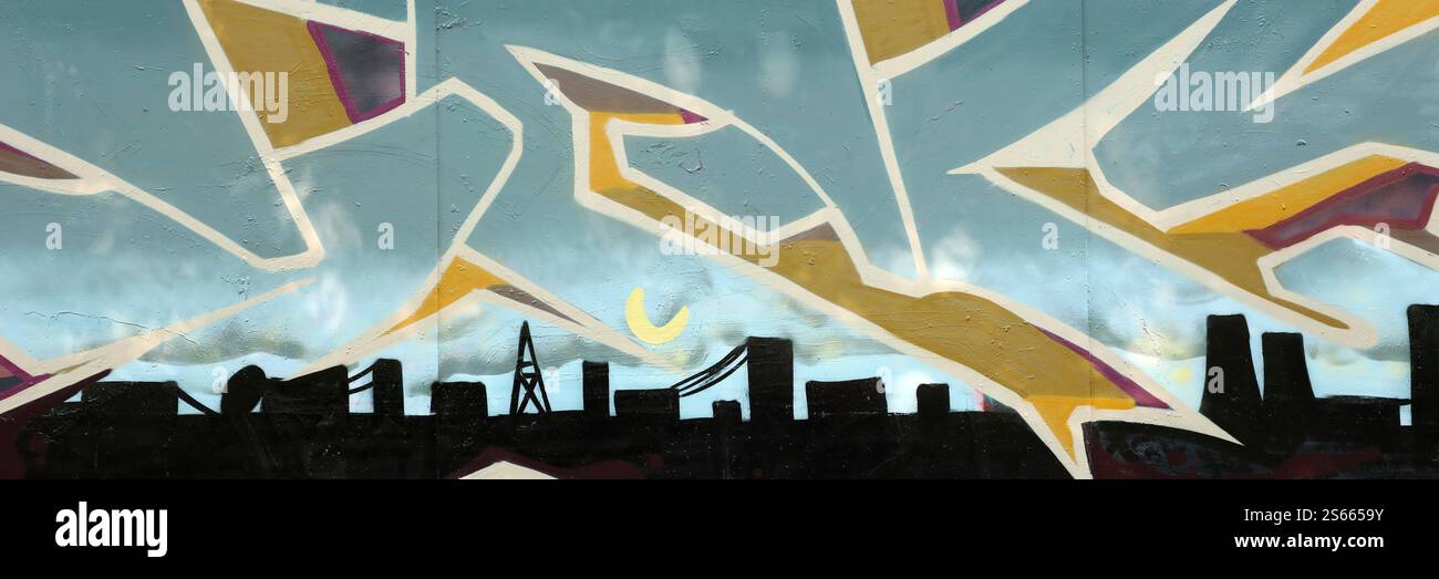 Fond coloré de graffiti peinture d'art avec des bandes d'aérosol brillantes sur le mur en métal. Pièce d'art de rue Old School faite avec de la peinture en aérosol Banque D'Images