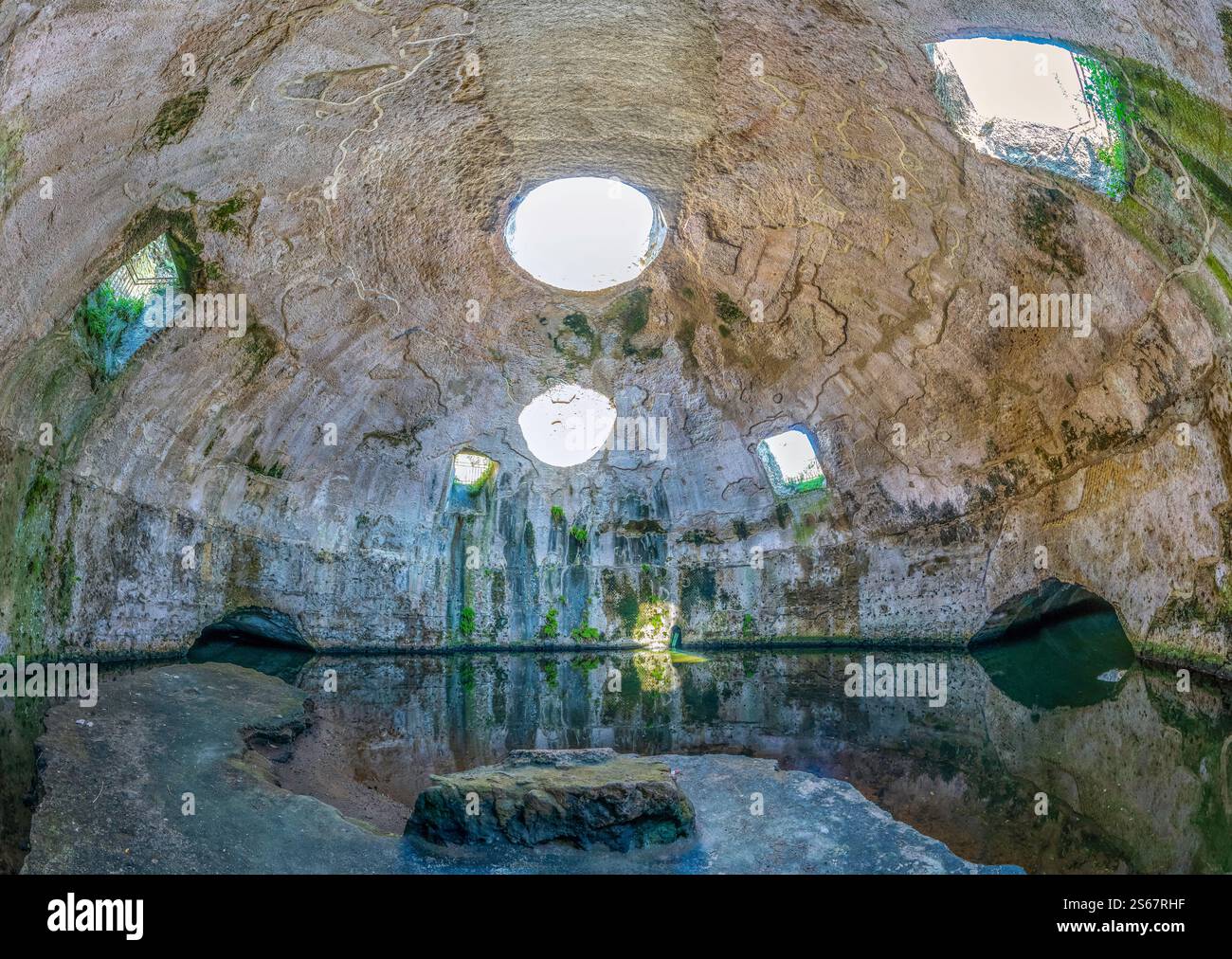 Temple de Mercure - Parc archéologique de Baia Banque D'Images