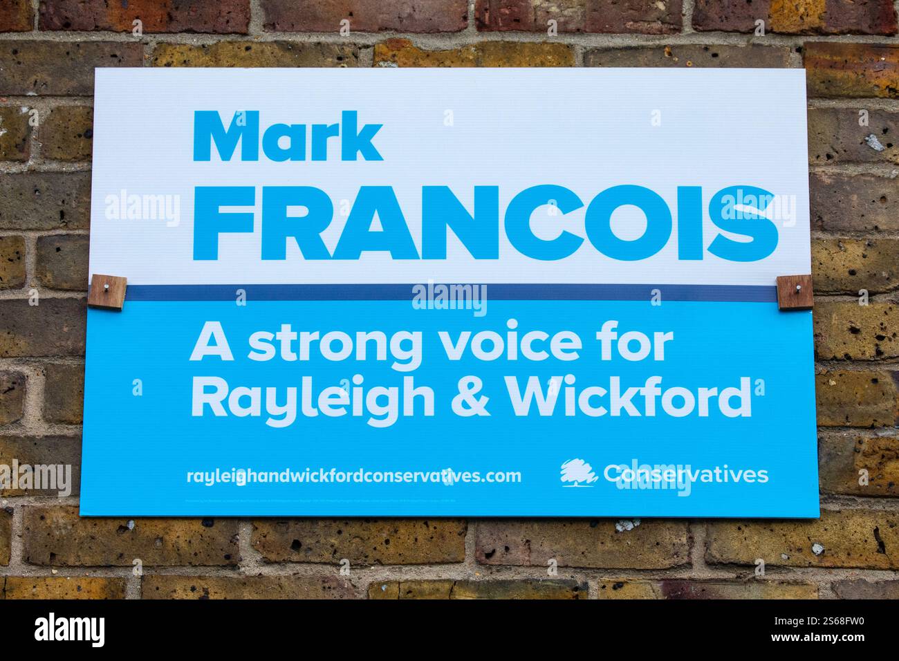 Essex, Royaume-Uni - 27 juillet 2024 : une affiche à Rayleigh, Essex, promouvant et soutenant le député conservateur Mark Francois - le député élu pour Banque D'Images