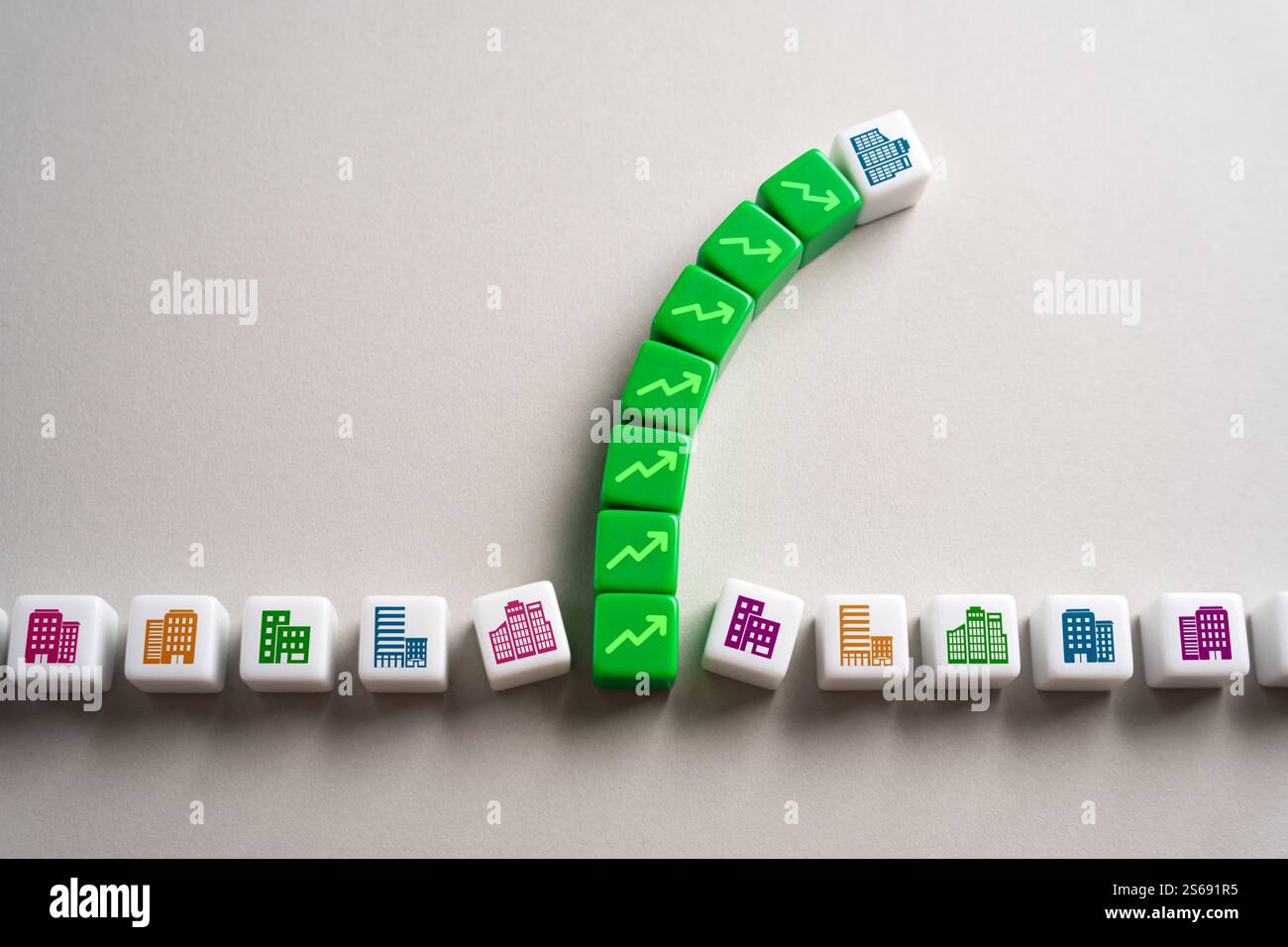 Une augmentation de la valeur des propriétés et des retours sur investissement résidentiel. Bulle financière sur le marché immobilier. Revenu élevé. Banque D'Images