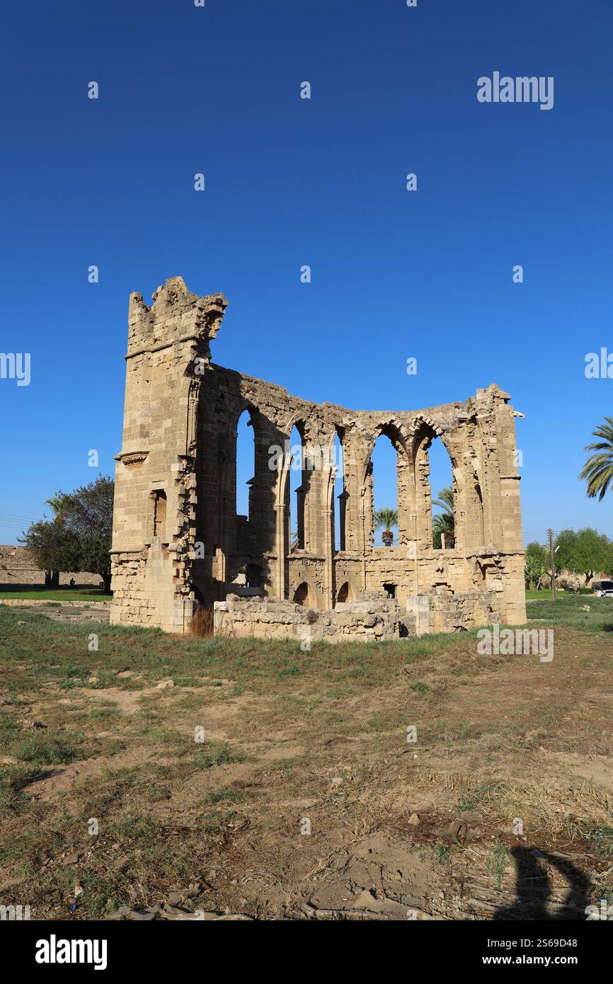 Les ruines de l'église Saint-Georges des Latins, Famagouste, Chypre du Nord Banque D'Images