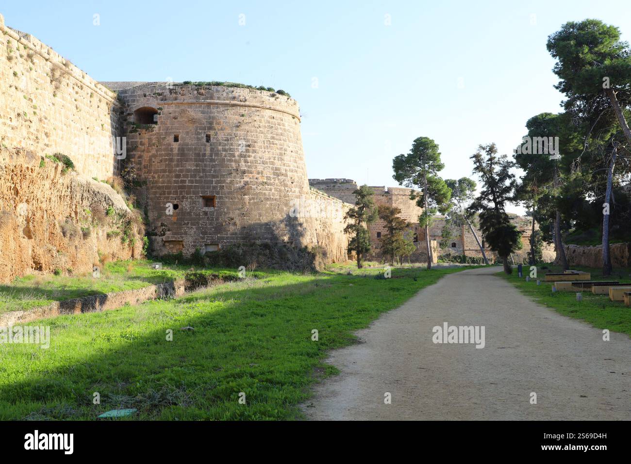 Les remparts et fortifications de la vieille ville à Famagouste, Chypre du Nord Banque D'Images