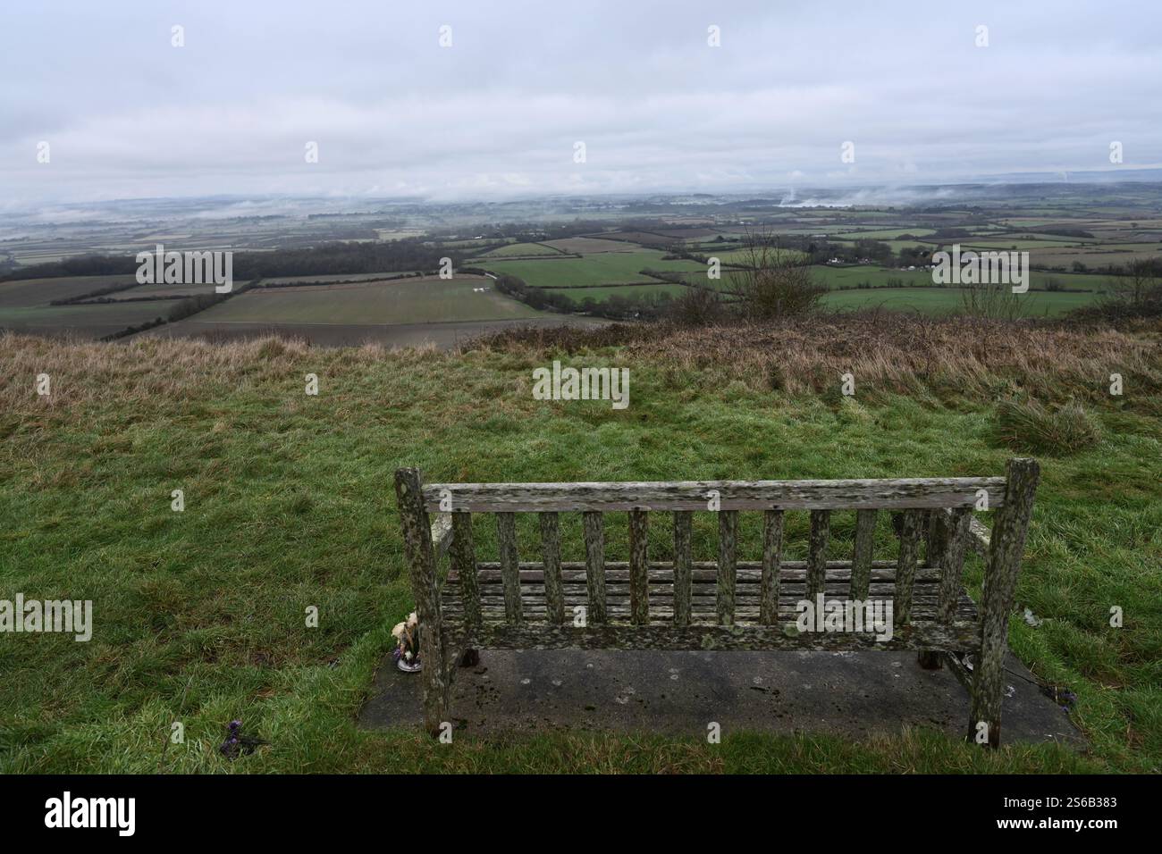 siège extérieur avec une vue parfaite sur la campagne Banque D'Images