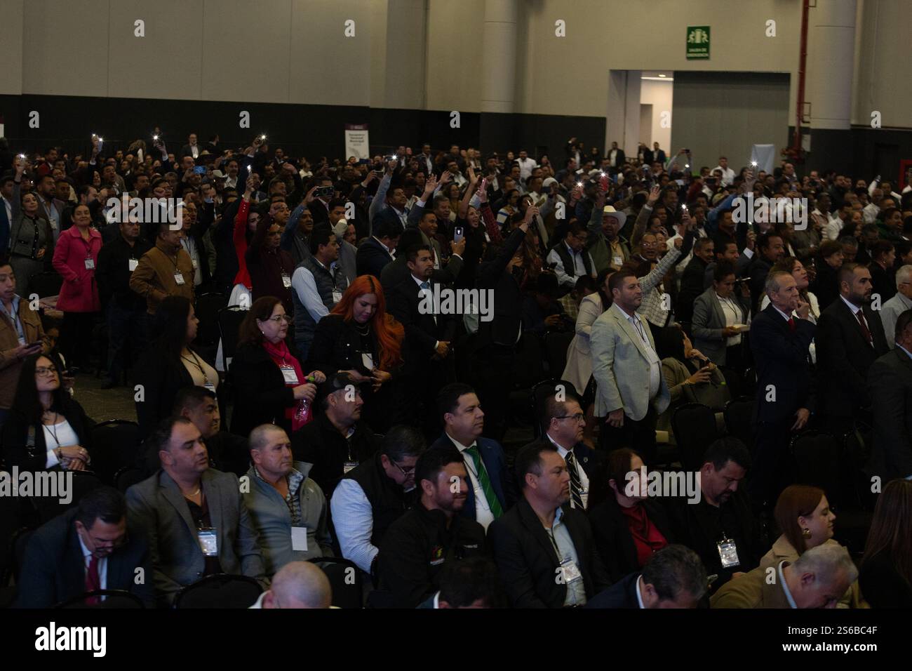 Mexico, Mexique. 16 janvier 2025. La Présidente du Mexique, Claudia Sheinbaum Pardo, a dirigé la réunion municipale nationale, à laquelle ont également participé les gouverneurs et les maires du pays, pour engager un dialogue sur les projets de développement. L'événement s'est tenu au World Trade Center. (Crédit image : © Cristian Leyva/ZUMA Press Wire) USAGE ÉDITORIAL SEULEMENT! Non destiné à UN USAGE commercial ! Banque D'Images Mexico, Mexique. 16 janvier 2025. La Présidente du Mexique, Claudia Sheinbaum Pardo, a dirigé la réunion municipale nationale, à laquelle ont également participé les gouverneurs et les maires du pays, pour engager un dialogue sur les projets de développement. L'événement s'est tenu au World Trade Center. (Crédit image : © Cristian Leyva/ZUMA Press Wire) USAGE ÉDITORIAL SEULEMENT! Non destiné à UN USAGE commercial ! Banque D'Images