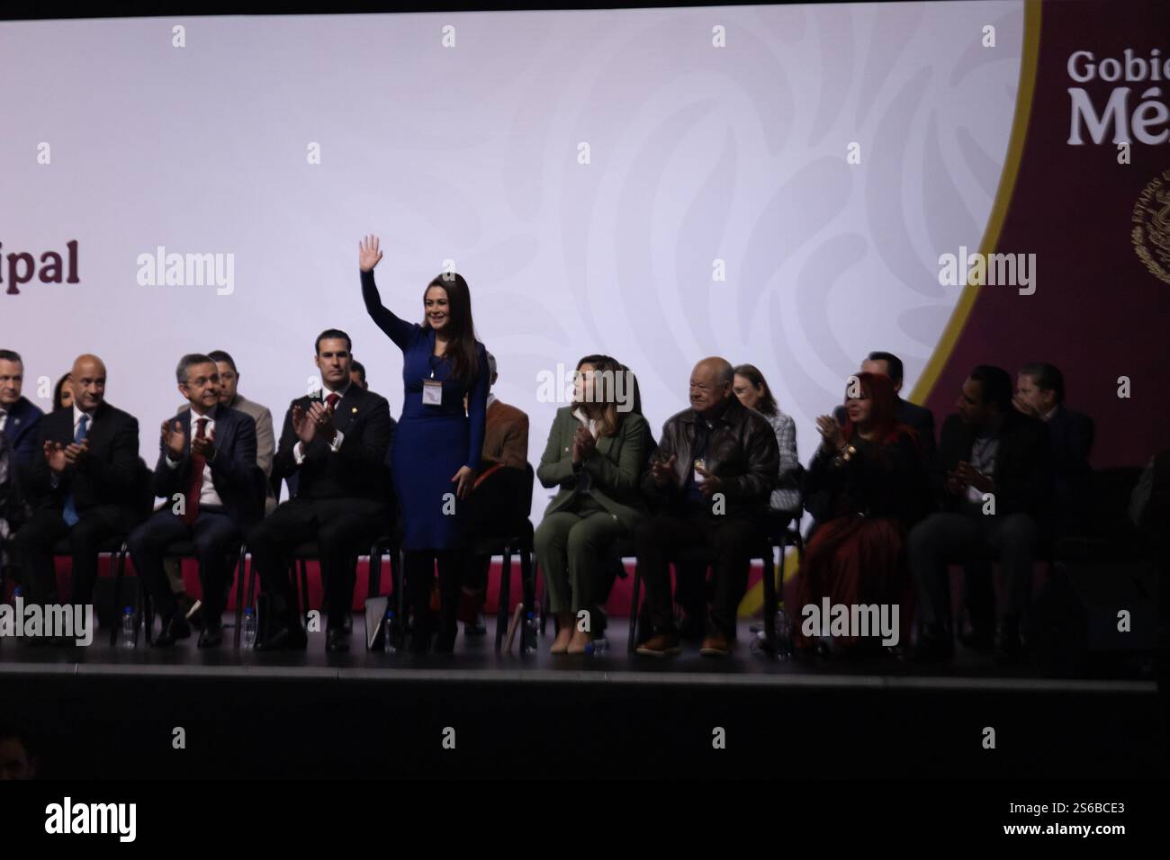 Mexico, Mexique. 16 janvier 2025. La Présidente du Mexique, Claudia Sheinbaum Pardo, a dirigé la réunion municipale nationale, à laquelle ont également participé les gouverneurs et les maires du pays, pour engager un dialogue sur les projets de développement. L'événement s'est tenu au World Trade Center. (Crédit image : © Cristian Leyva/ZUMA Press Wire) USAGE ÉDITORIAL SEULEMENT! Non destiné à UN USAGE commercial ! Banque D'Images Mexico, Mexique. 16 janvier 2025. La Présidente du Mexique, Claudia Sheinbaum Pardo, a dirigé la réunion municipale nationale, à laquelle ont également participé les gouverneurs et les maires du pays, pour engager un dialogue sur les projets de développement. L'événement s'est tenu au World Trade Center. (Crédit image : © Cristian Leyva/ZUMA Press Wire) USAGE ÉDITORIAL SEULEMENT! Non destiné à UN USAGE commercial ! Banque D'Images
