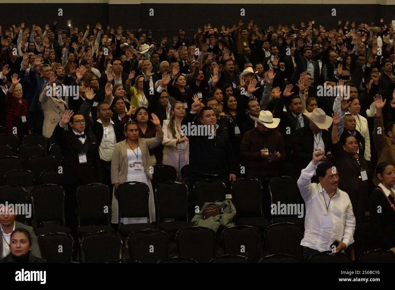 Mexico, Mexique. 16 janvier 2025. La Présidente du Mexique, Claudia Sheinbaum Pardo, a dirigé la réunion municipale nationale, à laquelle ont également participé les gouverneurs et les maires du pays, pour engager un dialogue sur les projets de développement. L'événement s'est tenu au World Trade Center. (Crédit image : © Cristian Leyva/ZUMA Press Wire) USAGE ÉDITORIAL SEULEMENT! Non destiné à UN USAGE commercial ! Banque D'Images Mexico, Mexique. 16 janvier 2025. La Présidente du Mexique, Claudia Sheinbaum Pardo, a dirigé la réunion municipale nationale, à laquelle ont également participé les gouverneurs et les maires du pays, pour engager un dialogue sur les projets de développement. L'événement s'est tenu au World Trade Center. (Crédit image : © Cristian Leyva/ZUMA Press Wire) USAGE ÉDITORIAL SEULEMENT! Non destiné à UN USAGE commercial ! Banque D'Images