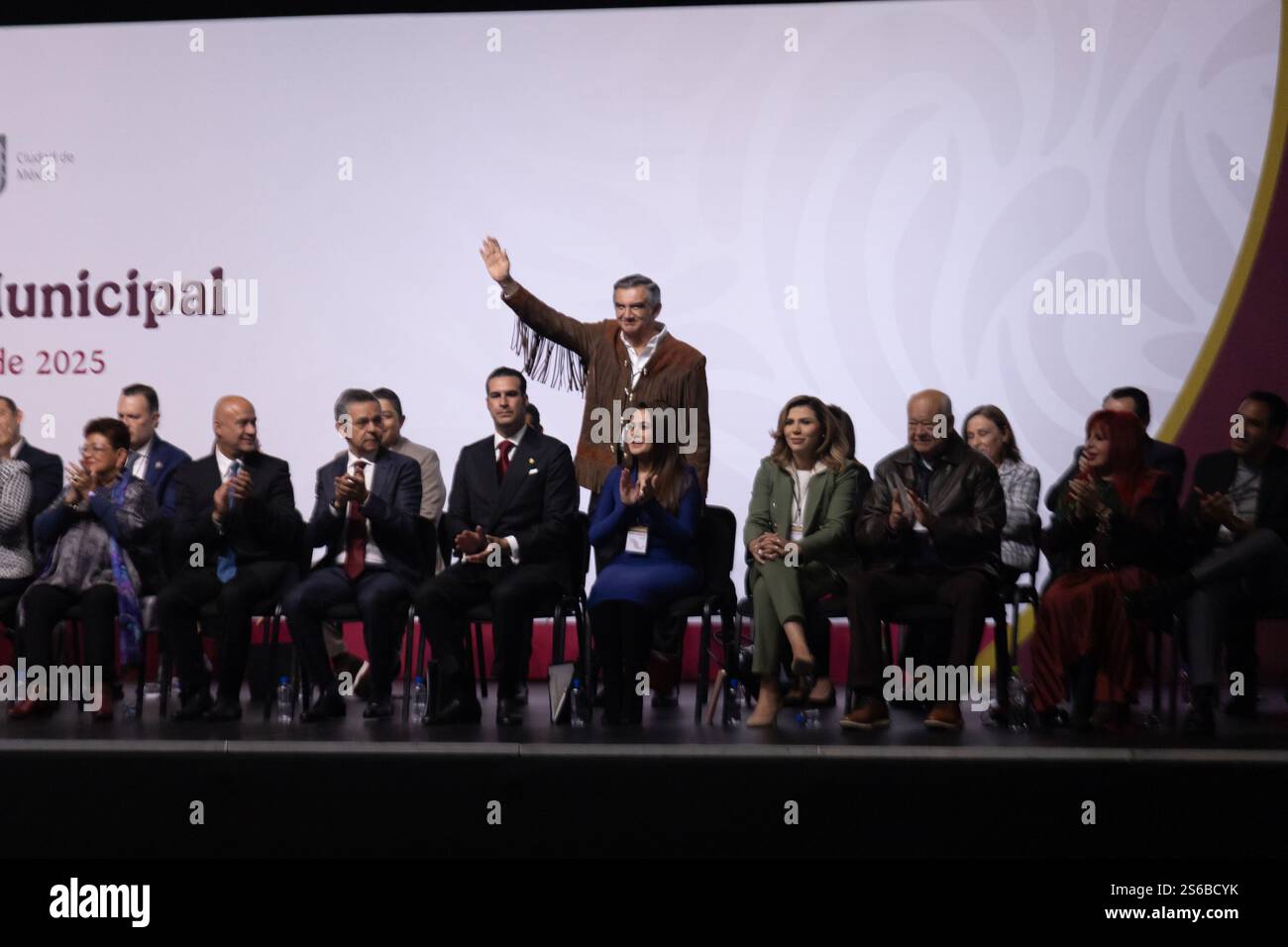 Mexico, Mexique. 16 janvier 2025. La Présidente du Mexique, Claudia Sheinbaum Pardo, a dirigé la réunion municipale nationale, à laquelle ont également participé les gouverneurs et les maires du pays, pour engager un dialogue sur les projets de développement. L'événement s'est tenu au World Trade Center. (Crédit image : © Cristian Leyva/ZUMA Press Wire) USAGE ÉDITORIAL SEULEMENT! Non destiné à UN USAGE commercial ! Banque D'Images Mexico, Mexique. 16 janvier 2025. La Présidente du Mexique, Claudia Sheinbaum Pardo, a dirigé la réunion municipale nationale, à laquelle ont également participé les gouverneurs et les maires du pays, pour engager un dialogue sur les projets de développement. L'événement s'est tenu au World Trade Center. (Crédit image : © Cristian Leyva/ZUMA Press Wire) USAGE ÉDITORIAL SEULEMENT! Non destiné à UN USAGE commercial ! Banque D'Images