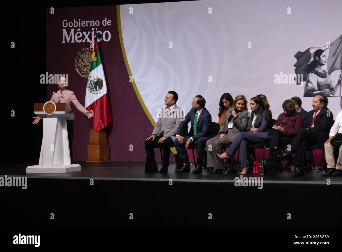 Mexico, Mexique. 16 janvier 2025. La Présidente du Mexique, Claudia Sheinbaum Pardo, a dirigé la réunion municipale nationale, à laquelle ont également participé les gouverneurs et les maires du pays, pour engager un dialogue sur les projets de développement. L'événement s'est tenu au World Trade Center. (Crédit image : © Cristian Leyva/ZUMA Press Wire) USAGE ÉDITORIAL SEULEMENT! Non destiné à UN USAGE commercial ! Banque D'Images Mexico, Mexique. 16 janvier 2025. La Présidente du Mexique, Claudia Sheinbaum Pardo, a dirigé la réunion municipale nationale, à laquelle ont également participé les gouverneurs et les maires du pays, pour engager un dialogue sur les projets de développement. L'événement s'est tenu au World Trade Center. (Crédit image : © Cristian Leyva/ZUMA Press Wire) USAGE ÉDITORIAL SEULEMENT! Non destiné à UN USAGE commercial ! Banque D'Images