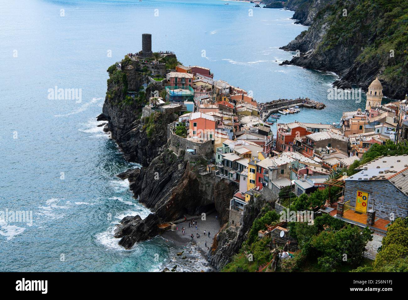 Vue de Vernazza, l'un des cinq beaux endroits de la culture mondiale Banque D'Images