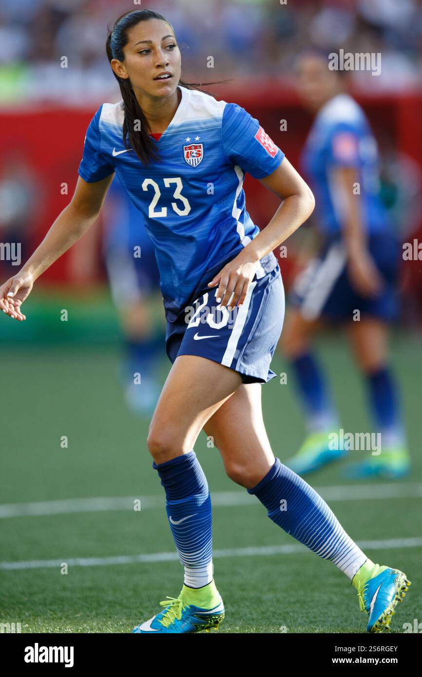 WINNIPEG, CANADA - 12 JUIN : Christen Press des États-Unis en action lors d'un match du Groupe d de la Coupe du monde féminine de la FIFA contre la Suède le 12 juin 2015 au Winnipeg Stadium de Winnipeg, Canada. Usage éditorial exclusif. Utilisation commerciale interdite. (Photographie de Jonathan Paul Larsen / Diadem images) Banque D'Images WINNIPEG, CANADA - 12 JUIN : Christen Press des États-Unis en action lors d'un match du Groupe d de la Coupe du monde féminine de la FIFA contre la Suède le 12 juin 2015 au Winnipeg Stadium de Winnipeg, Canada. Usage éditorial exclusif. Utilisation commerciale interdite. (Photographie de Jonathan Paul Larsen / Diadem images) Banque D'Images