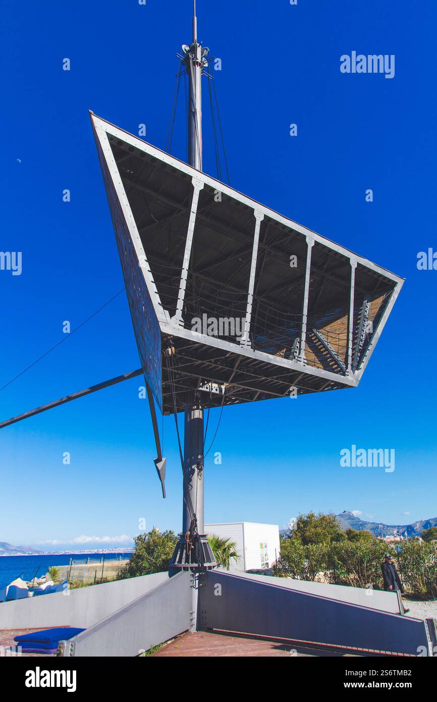 Italie, Sicile, Palerme. Nautoscopio. Bar avec terrasse. Banque D'Images