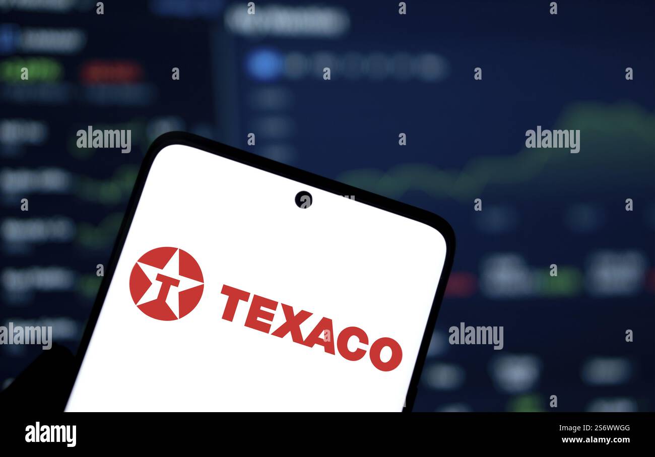 Le logo Texaco est affiché sur le smartphone Banque D'Images