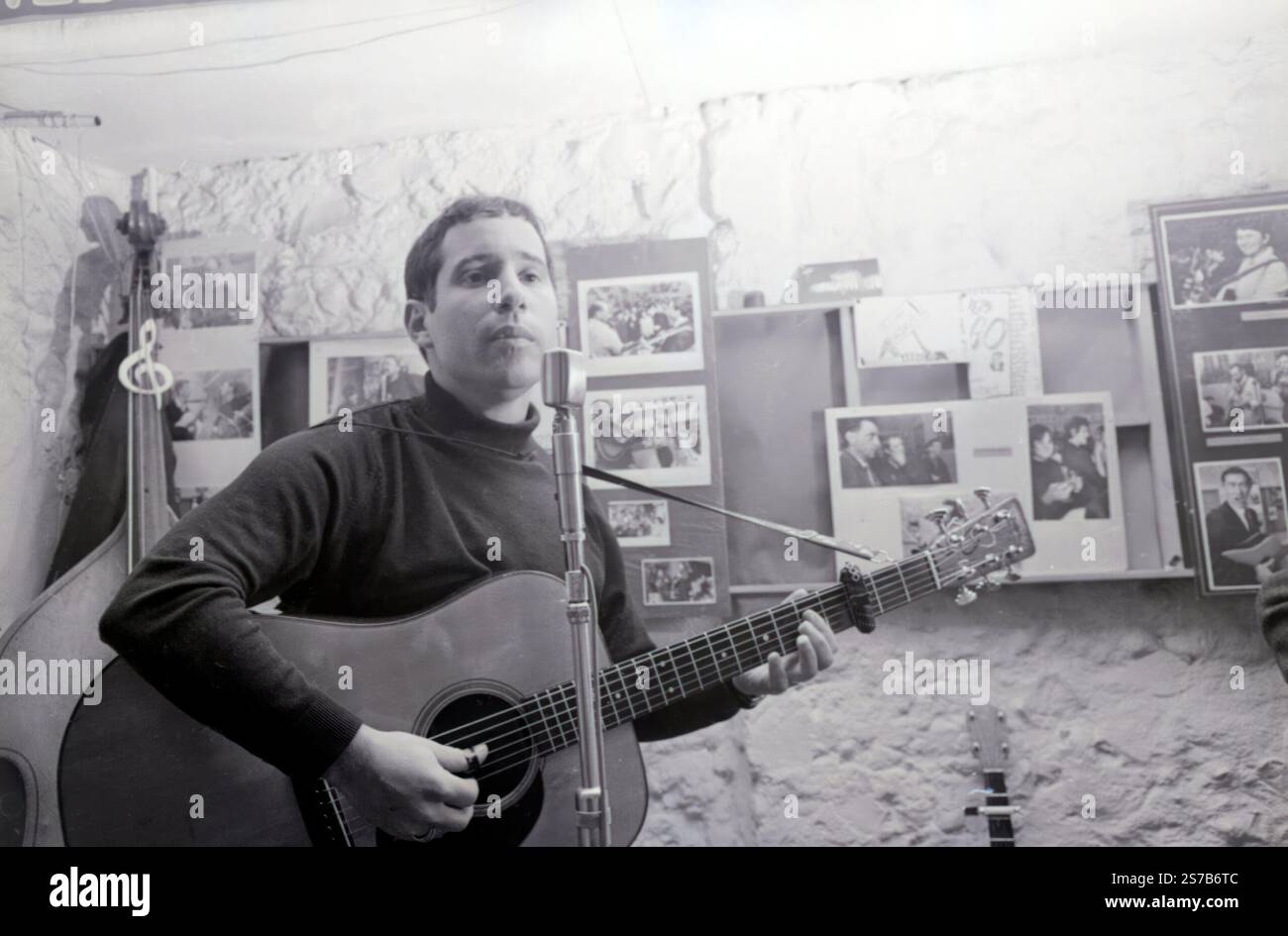 PAUL SIMON DANS IN RESTLESS DREAMS : THE MUSIC OF PAUL SIMON (2023), RÉALISÉ PAR ALEX GIBNEY. Crédit : Jigsaw Productions / contenu anonyme / album Banque D'Images