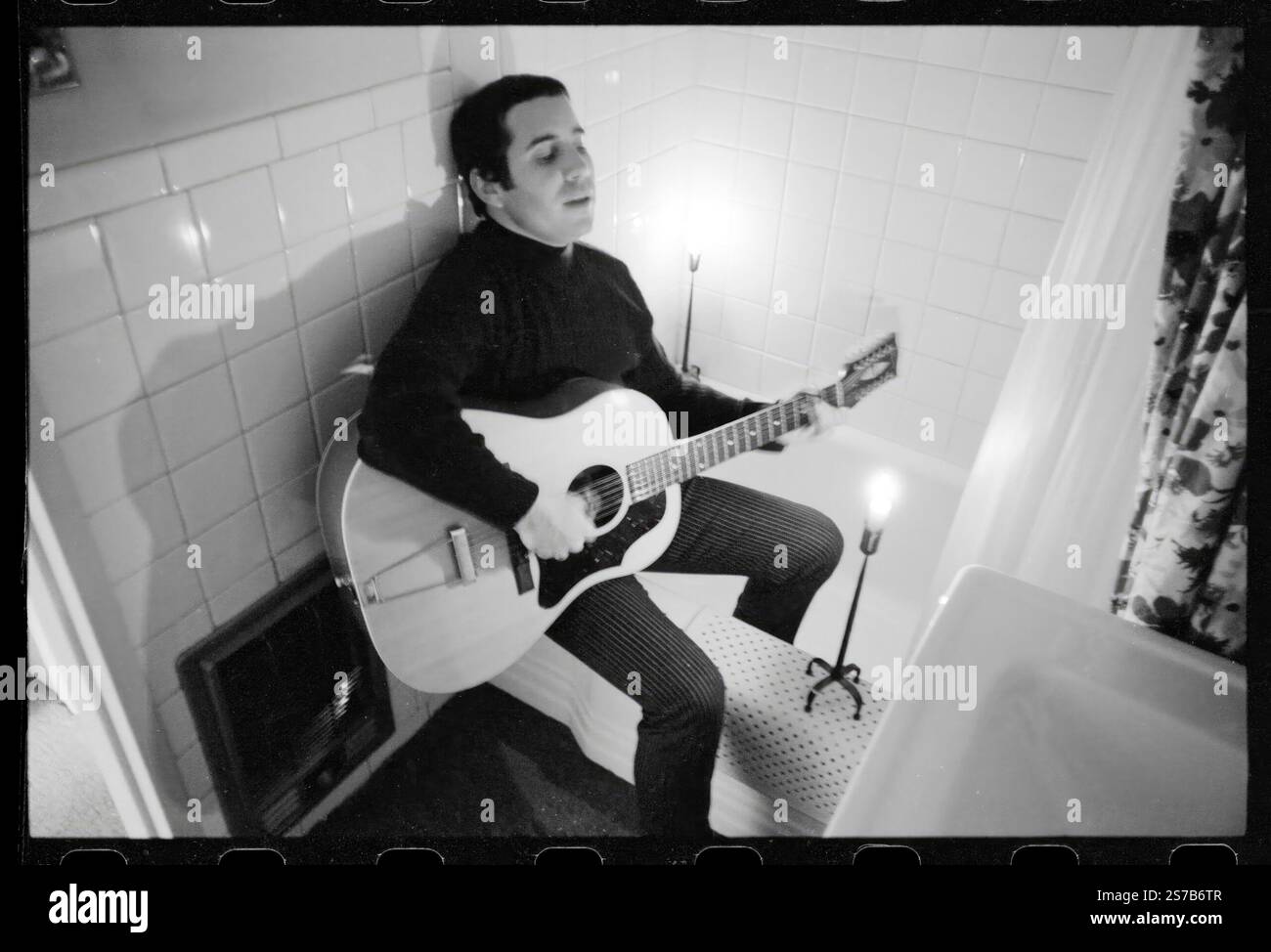 PAUL SIMON DANS IN RESTLESS DREAMS : THE MUSIC OF PAUL SIMON (2023), RÉALISÉ PAR ALEX GIBNEY. Crédit : Jigsaw Productions / contenu anonyme / album Banque D'Images