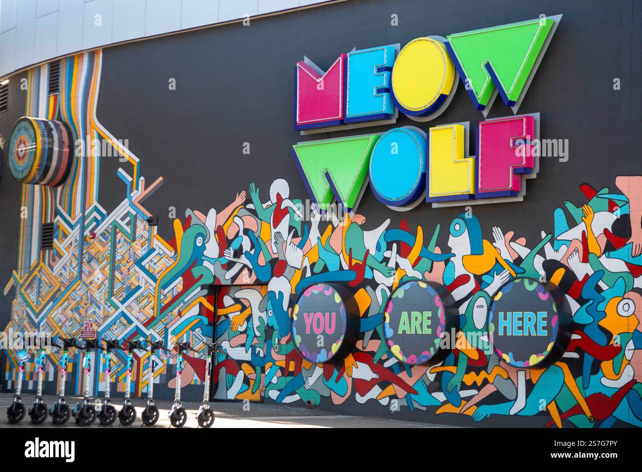 Denver, Colorado - Meow Wolf, une entreprise d'arts et de divertissement implantée dans cinq villes de l'ouest des États-Unis. D'une superficie de 90 000 pieds carrés, l'emplacement de Denver Banque D'Images