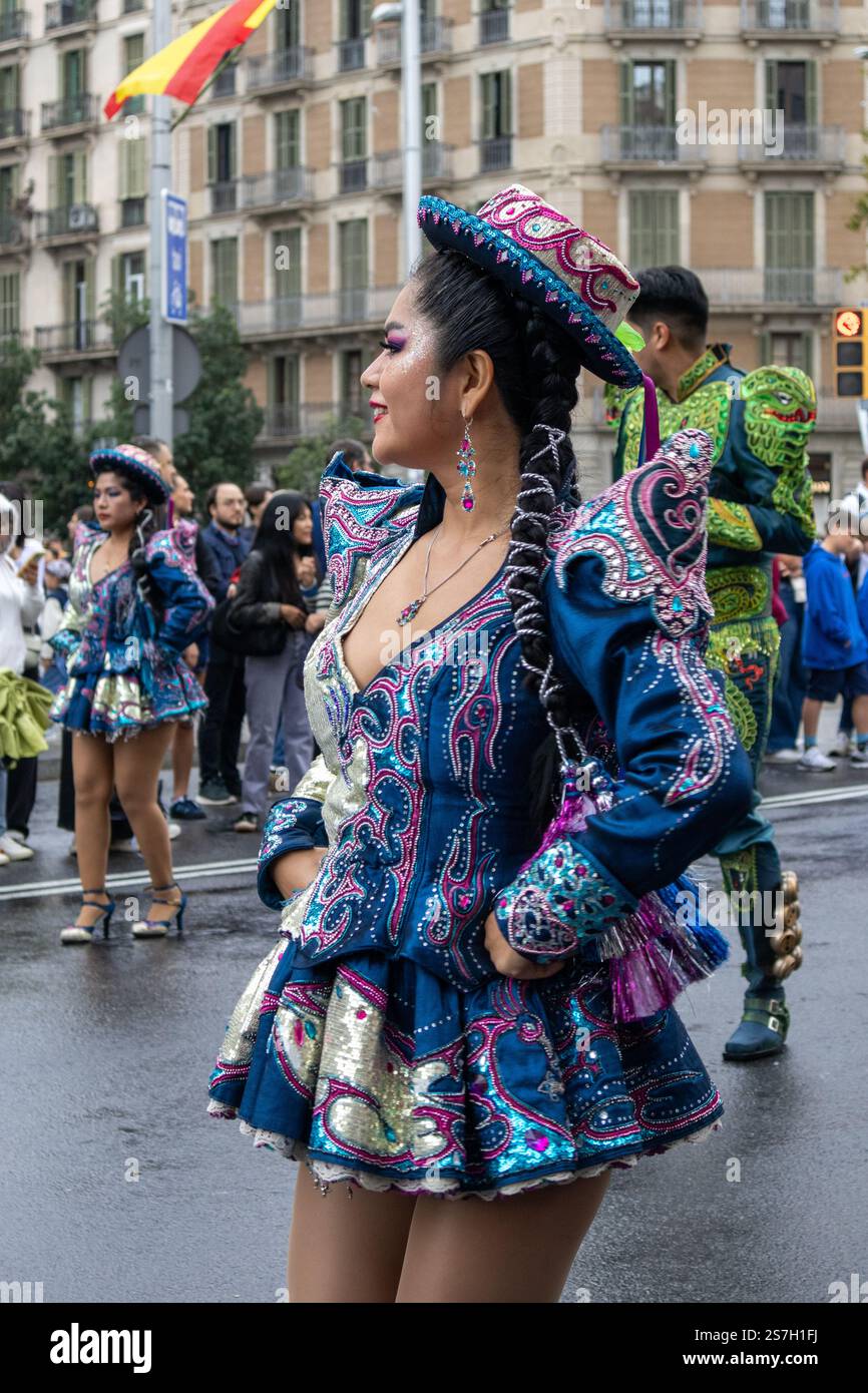 Participants au carnaval folklorique dans le centre-ville de Barcelone, Espagne Banque D'Images
