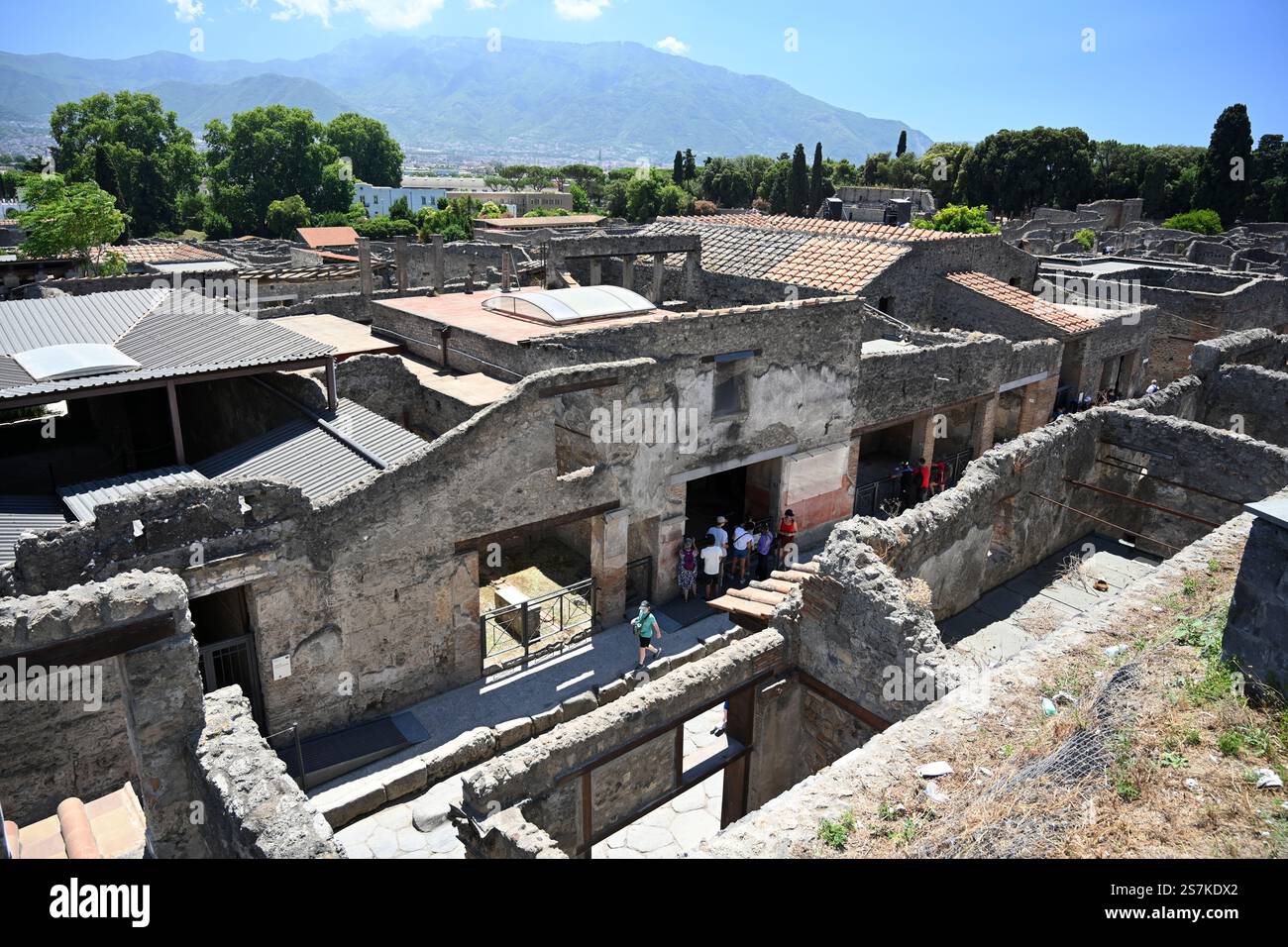 Routes et rues romaines dans le site historique du patrimoine mondial de Pompéi, Italie Banque D'Images