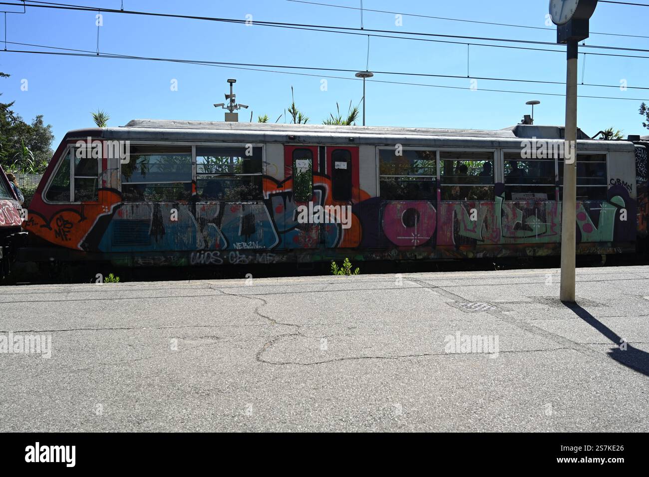 De la gare de Pompéi aux ruines du site du patrimoine mondial de l'UNESCO de Pompéi Banque D'Images