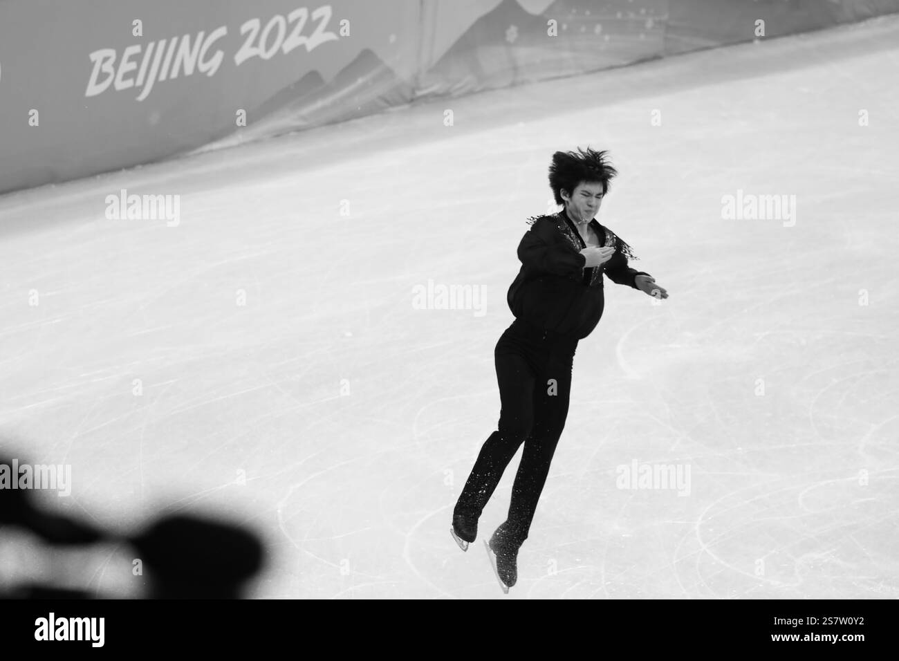 10 FÉVRIER 2022 - Pékin, Chine : Junhwan Cha de Corée patine dans le Programme libre de patinage artistique masculin en simple patinage aux Jeux olympiques d'hiver de Beijing 2022 Banque D'Images